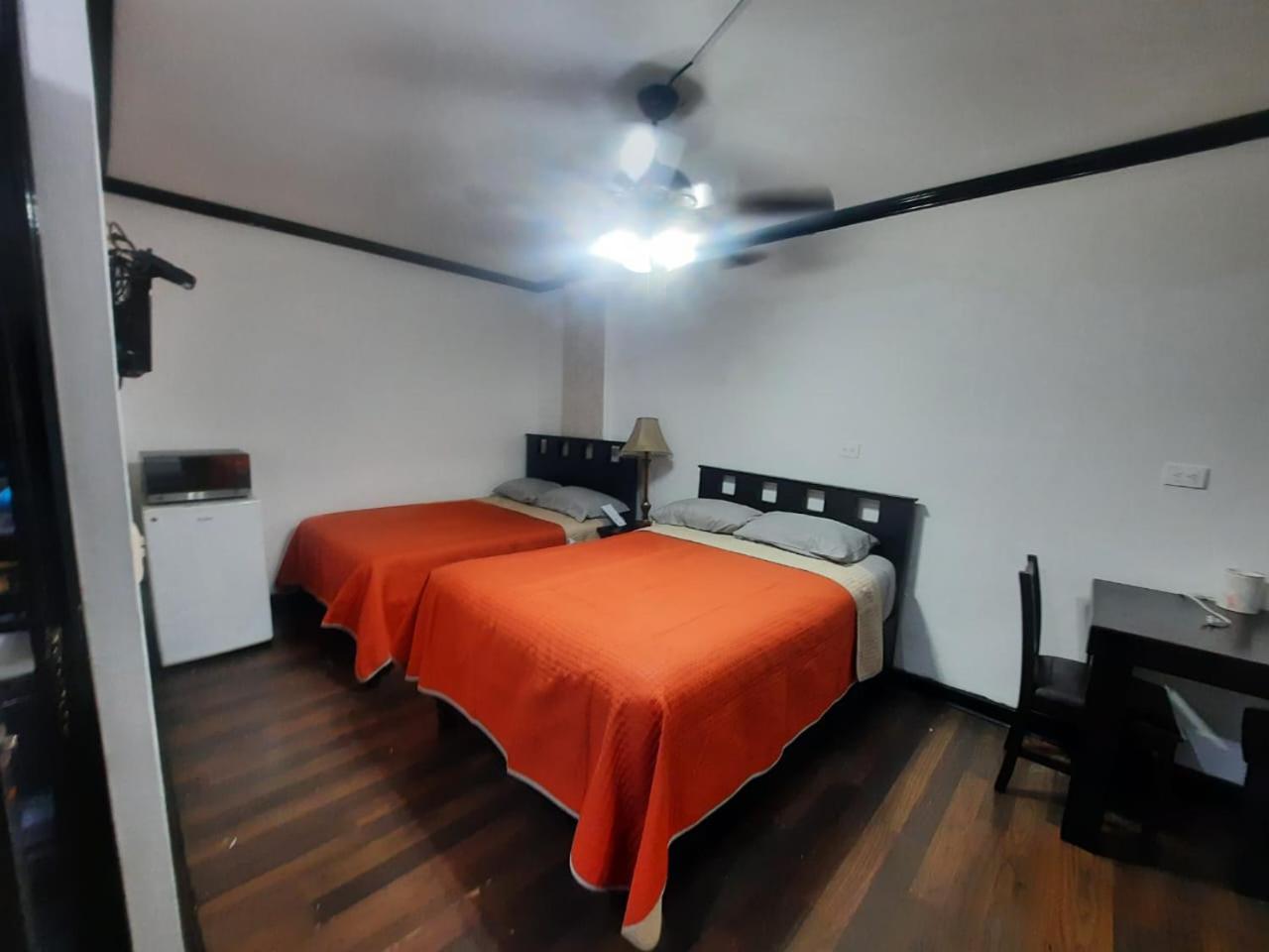 Hotel Garcias Suites, Linares Exterior photo